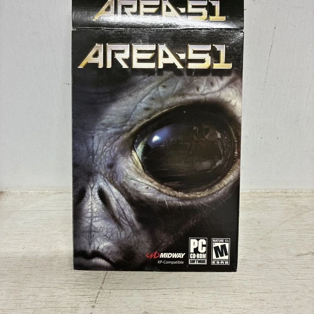 Area-51 PC, Complete with Box, 3 CD-ROM, manuals, Rare, 2005 very good